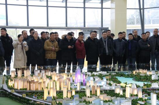 市委黨校軍轉(zhuǎn)干部培訓(xùn)班學(xué)員參觀中創(chuàng)區(qū)