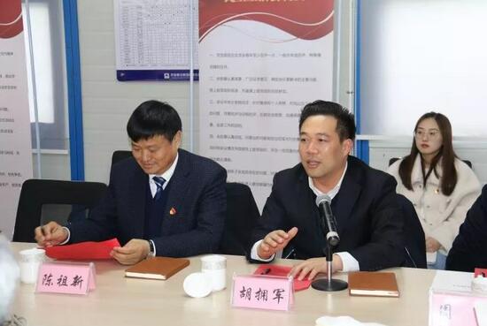 黨建引領(lǐng)工程建設(shè) | 人才公寓一期項(xiàng)目開展主題黨日活動(dòng)