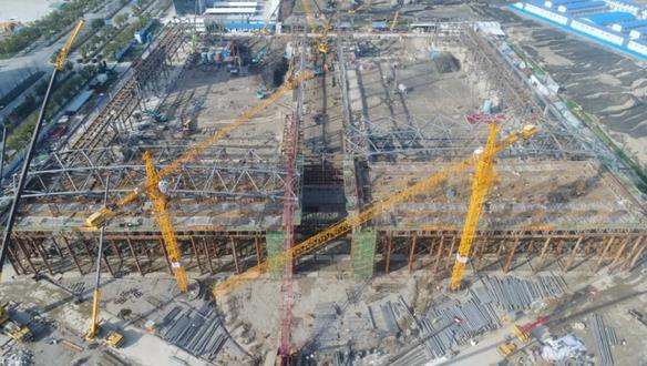 南通國際會展中心（展覽中心）大型鋼結構展廳首榀桁架滑移成功