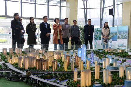 淮安市清江浦區(qū)科技局局長(zhǎng)王海源一行來(lái)通創(chuàng)投考察交流