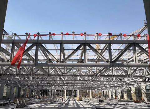 最新進(jìn)展!南通國際會展中心(會議中心)東區(qū)鋼結(jié)構(gòu)屋蓋順利提升