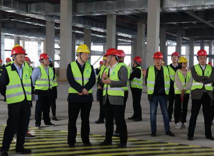 通創(chuàng)投公司召開三大工程質(zhì)量安全生產(chǎn)現(xiàn)場(chǎng)推進(jìn)會(huì)